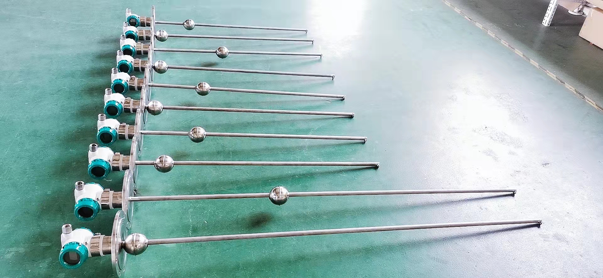 磁致伸縮液位計(jì)